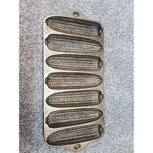 VTG  Cast Iron 7 Ear Corn Cob Cornbread Pan Muffin Mold Marked B USA 13"x6"x 1"